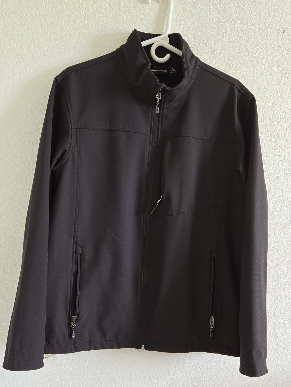 Swiss Tech Men's Black Lightweight Softshell Jacket
